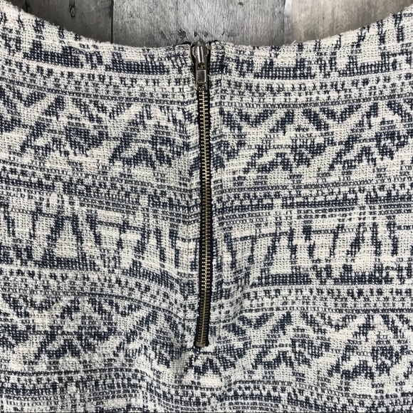 Anthropolgie W5 Blue & White Boho Aztec Top XL EUC - Picture 3 of 8